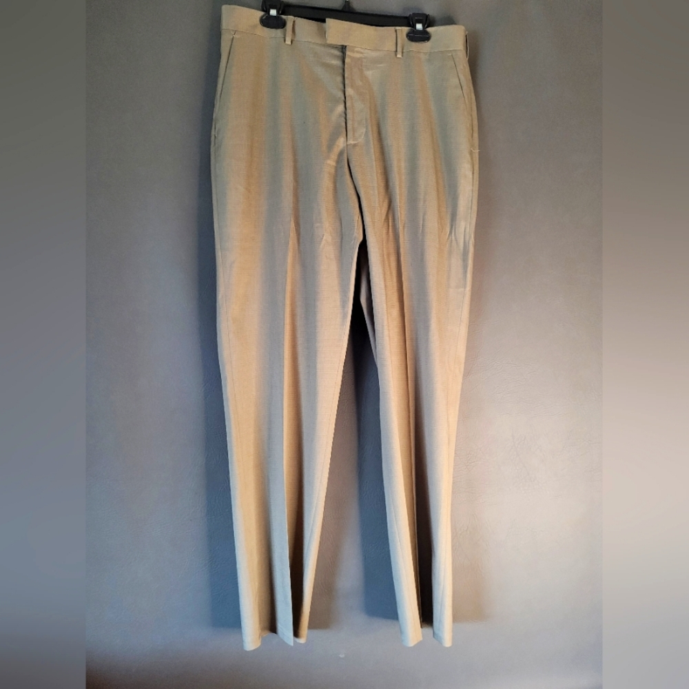 Perry Ellis portfolio men's dress slacks  light gray 34/32